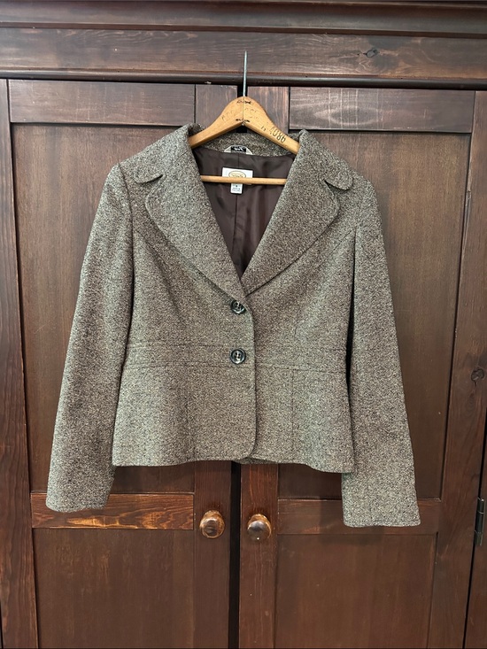 Talbots Jackets & Blazers - Talbots • Women’s wool blend blazer • suit jacket • quality